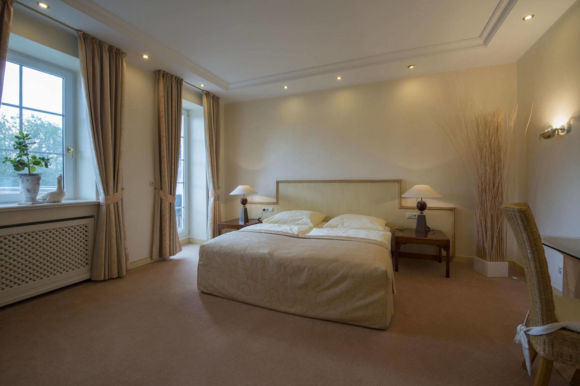 Ententurm - Hotel Und Eventlocation Steinhagen  Εξωτερικό φωτογραφία