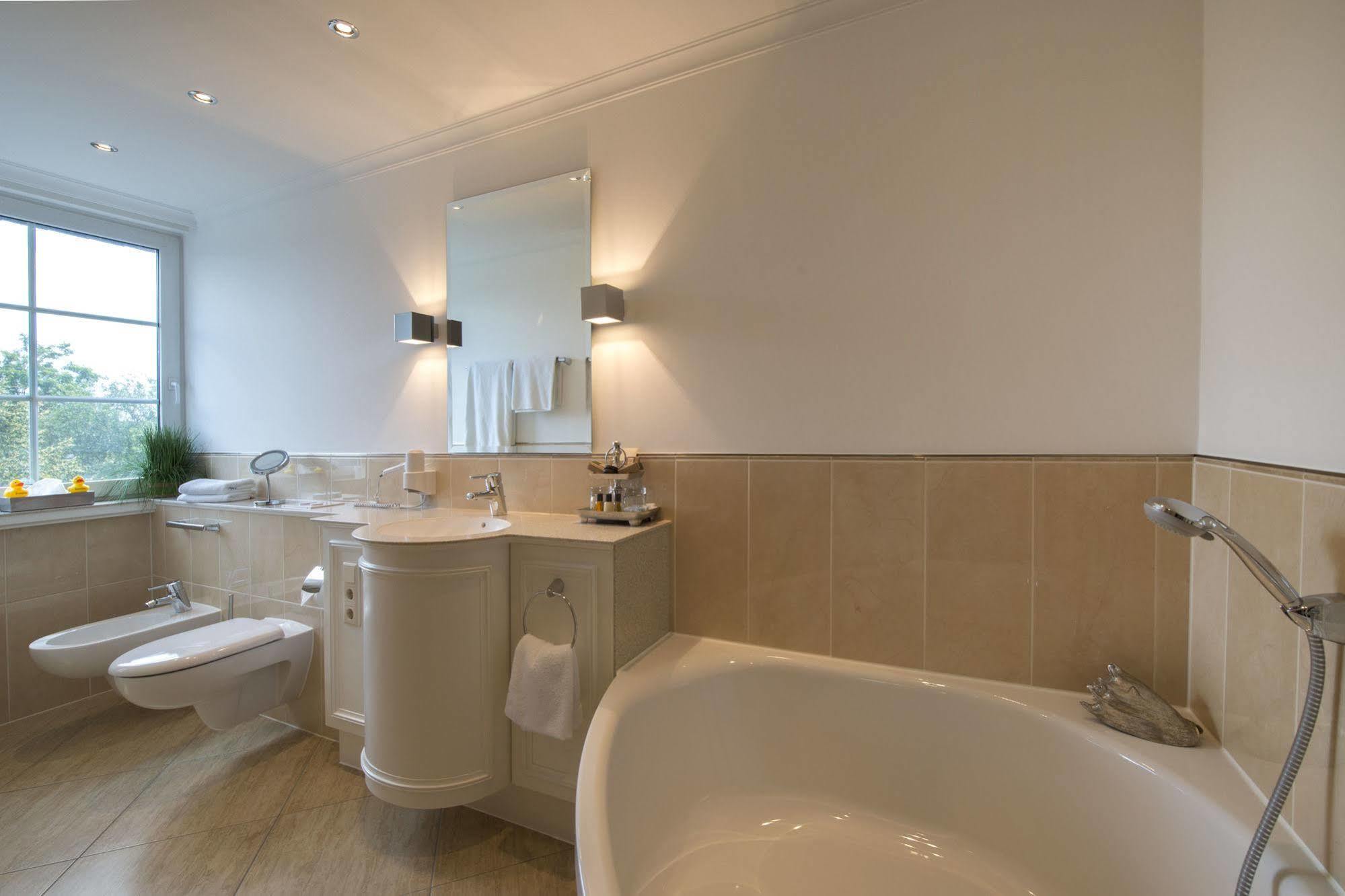 Ententurm - Hotel Und Eventlocation Steinhagen  Εξωτερικό φωτογραφία